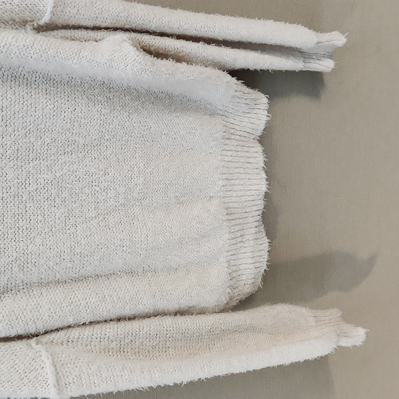 We The Free Theo Sweater Size Small - Picture 7 of 15